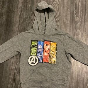 Avengers hoodie size 4t for boys